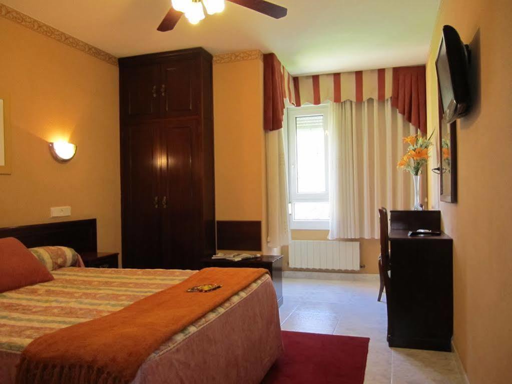 Hotel Bahia ヒホン エクステリア 写真