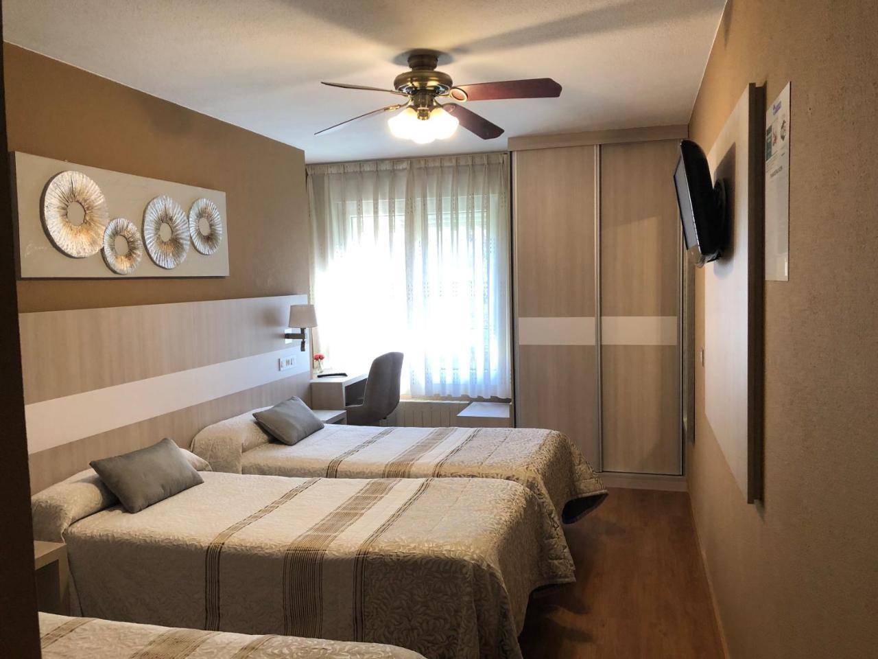 Hotel Bahia ヒホン エクステリア 写真